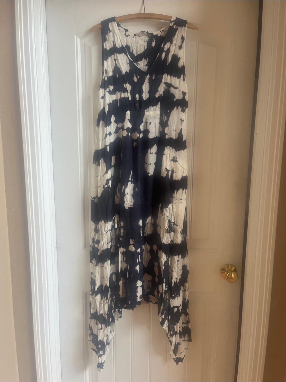 XCVI Sleeveless Tie-Dye Handkerchief Hem Maxi Dress - Navy & White S
